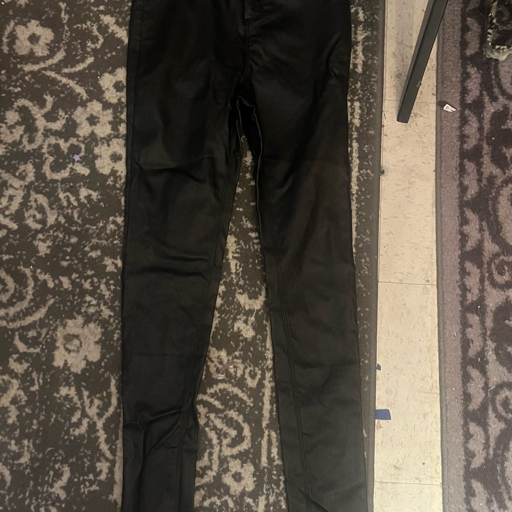 Black Skinny Pants